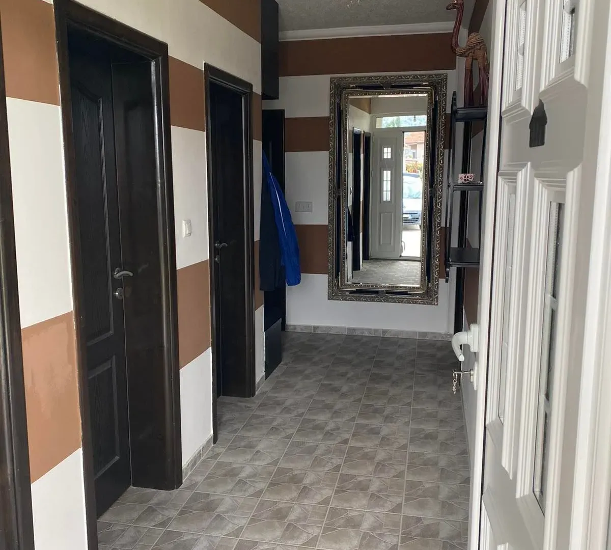 Rent, apartment, 170m², Gorica C, Podgorica