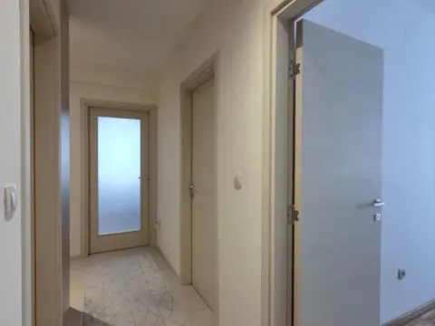 Izdavanje, dvosoban stan, 60m², Zabjelo, Podgorica - image 10