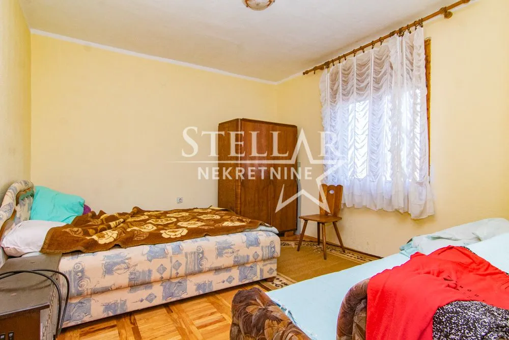 Izdavanje, kuća, 73m², Kuči, Podgorica