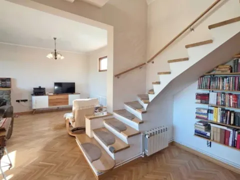 Sale, house, 220m², Vrčin, Grocka - image 6