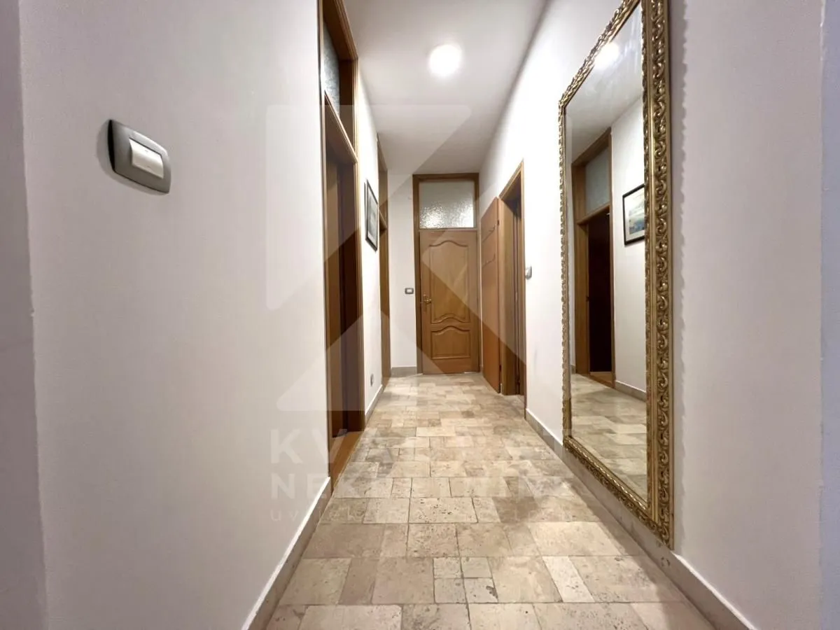 Prodaja, trosoban stan, 141m², Preko Morače, Podgorica