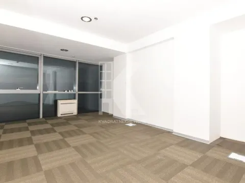 Rent, office space, 445m², Preko Morače, Podgorica - image 3