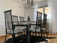 Izdavanje, četvorosoban stan, 135m², Savski Venac, Beograd - image 1