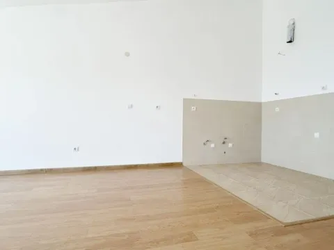 Prodaja, trosoban stan, 169m², Petrovac, Budva - image 8