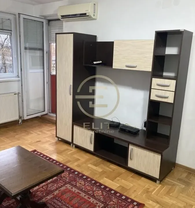 Izdavanje, dvosoban stan, 49m², Sajmište, Novi Sad