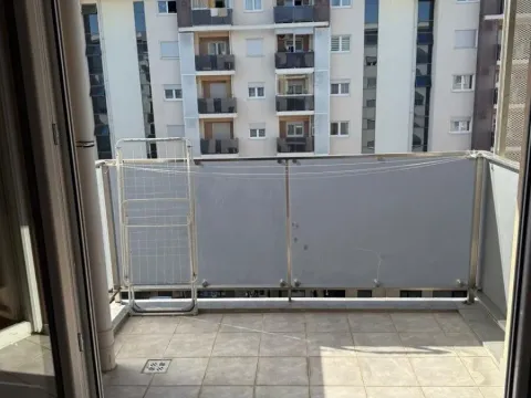 Izdavanje, stan, 51m², City Kvart, Podgorica - image 4