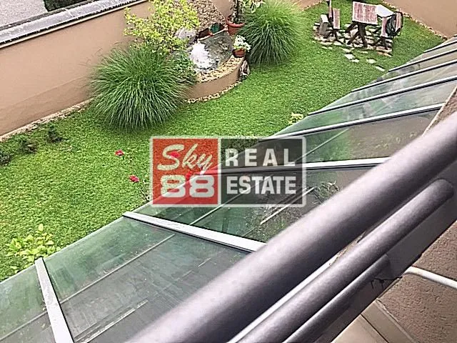 Sale, house, 400m², Voždovac Sve Podlokacije, Beograd