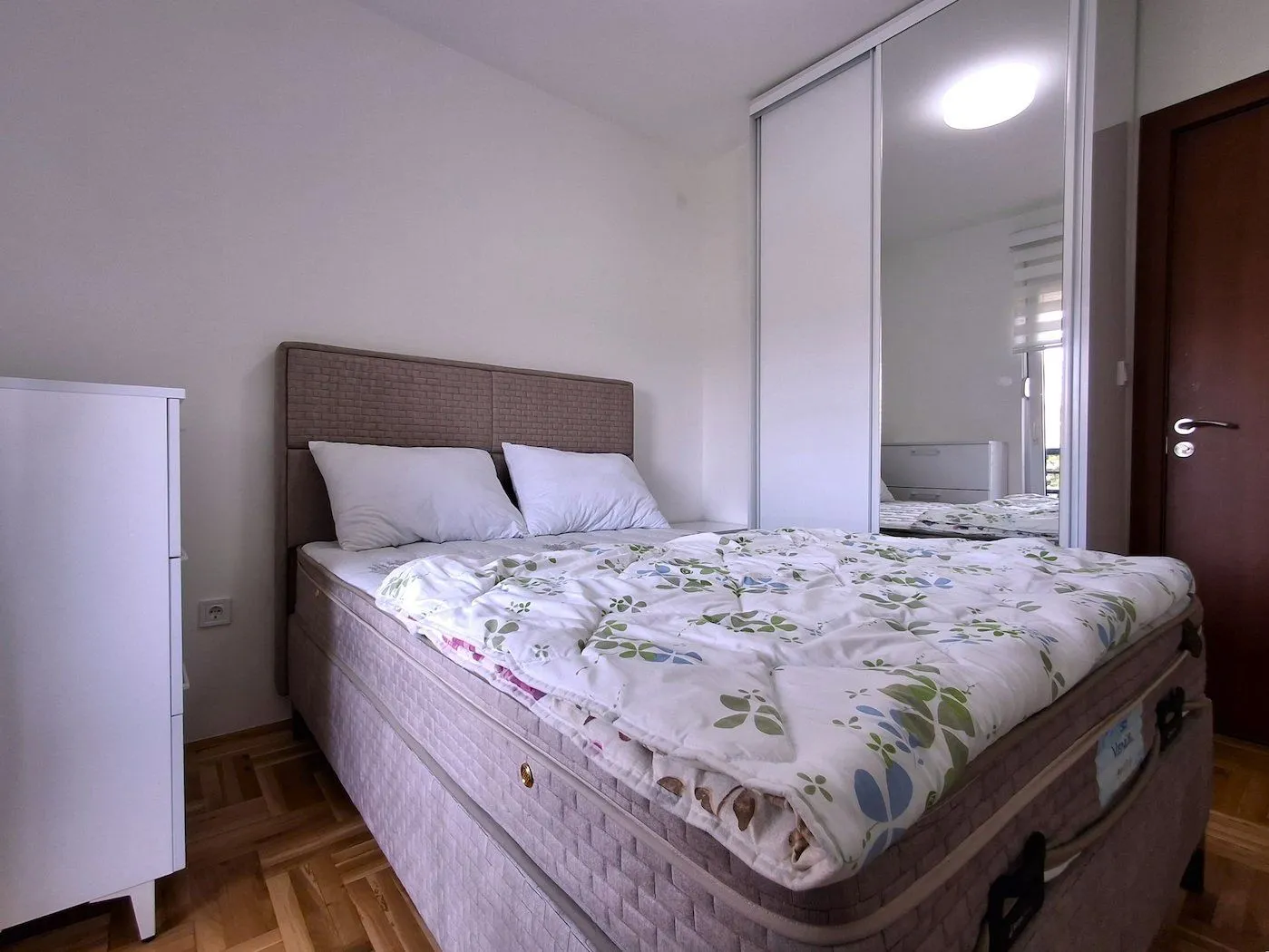 Izdavanje, stan, 40m², Krivi Most, Podgorica