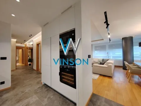 Izdavanje, četvorosoban stan, 115m², Centar, Novi Sad - image 15