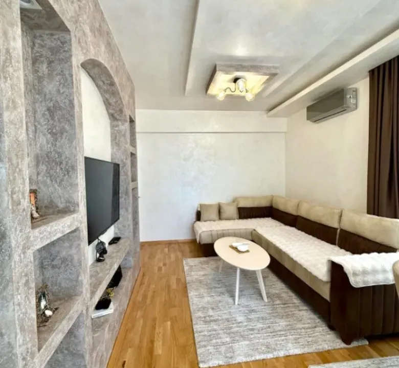 Izdavanje, jednosoban stan, 45m², Zabjelo, Podgorica