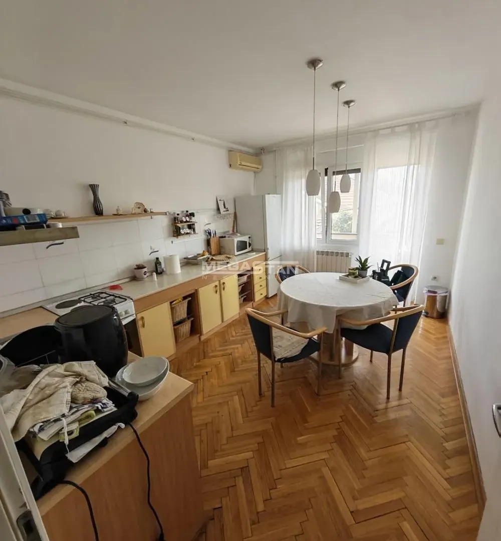 Prodaja, kuća, 240m², Pančevo, Srbija