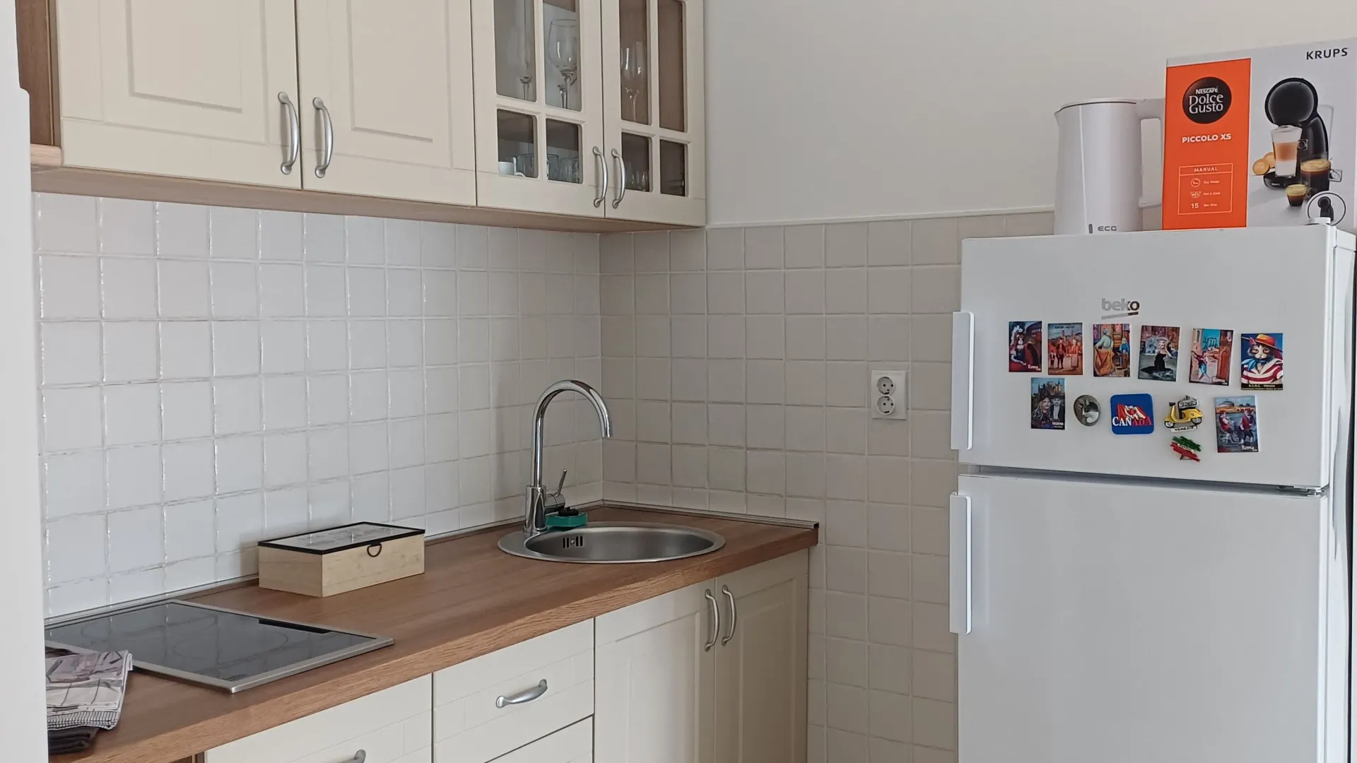Izdavanje, jednosoban stan, 55m², Lepetani, Tivat