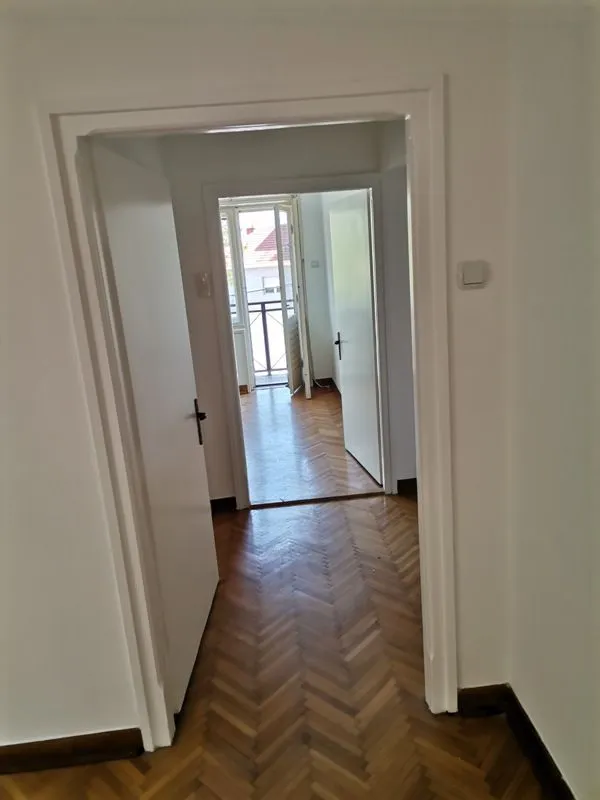 Rent, four bedroom apartment, 105m², Voždovac Sve Podlokacije, Beograd