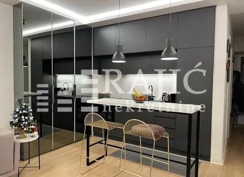 Rent, two bedroom apartment, 40m², Stari Grad, Beograd