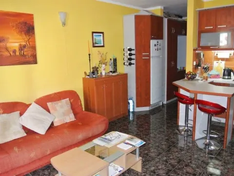 Prodaja, stan, 80m², Budva, Crna Gora - image 5