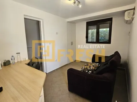 Rent, house, 94m², Mareza, Podgorica - image 11