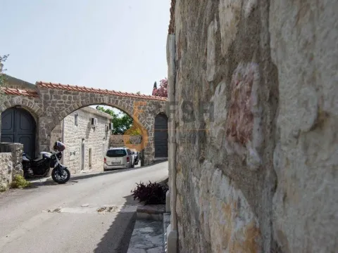 Sale, house, 440m², Budva, Crna Gora - image 19