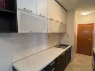 Izdavanje, dvosoban stan, 76m², Stari Aerodrom, Podgorica - image 3