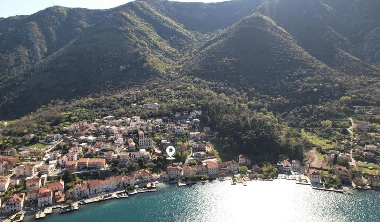 Prodaja, plac, 585m², Prčanj, Kotor