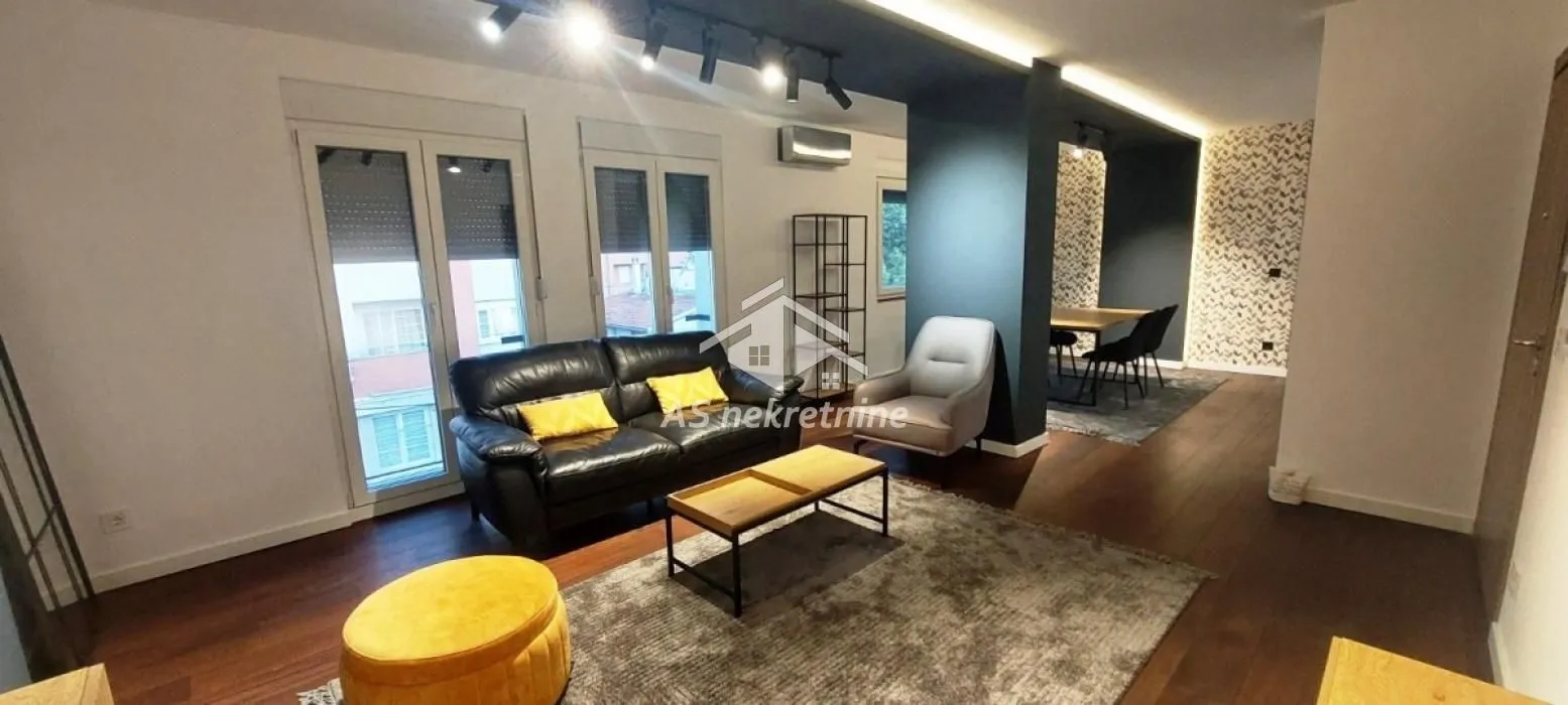 Izdavanje, dvosoban stan, 65m², Crveni Krst, Beograd