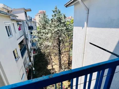 Prodaja, dvosoban stan, 72m², Centar, Bar - image 5