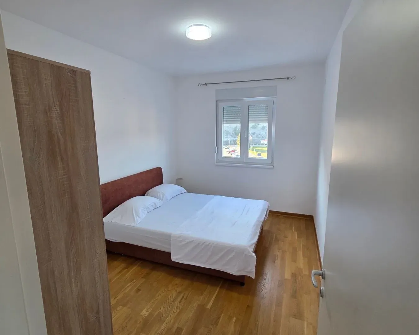 Izdavanje, jednosoban stan, 50m², Zagorič, Podgorica