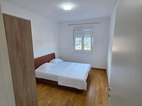 Izdavanje, jednosoban stan, 50m², Zagorič, Podgorica - image 5