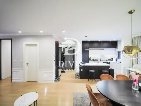 Sale, four bedroom apartment, 116m², Palilula Sve Podlokacije, Beograd - image 13