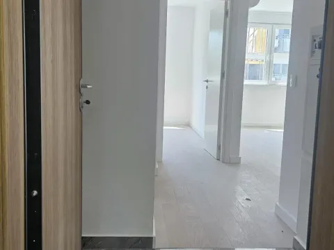 Prodaja, četvorosoban stan, 70m², Zemun Gornji Grad, Zemun Sve Podlokacije - image 6