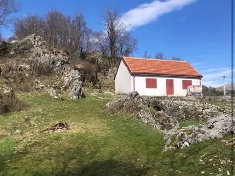 Kuća in Gruda