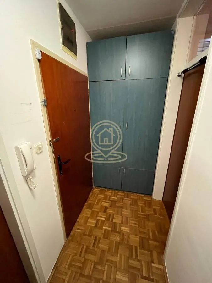 Prodaja, jednosoban stan, 36m², Erdoglija, Kragujevac