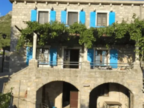 Stan-na-dan, kuća, 200m², Sveti Stefan, Budva - image 9