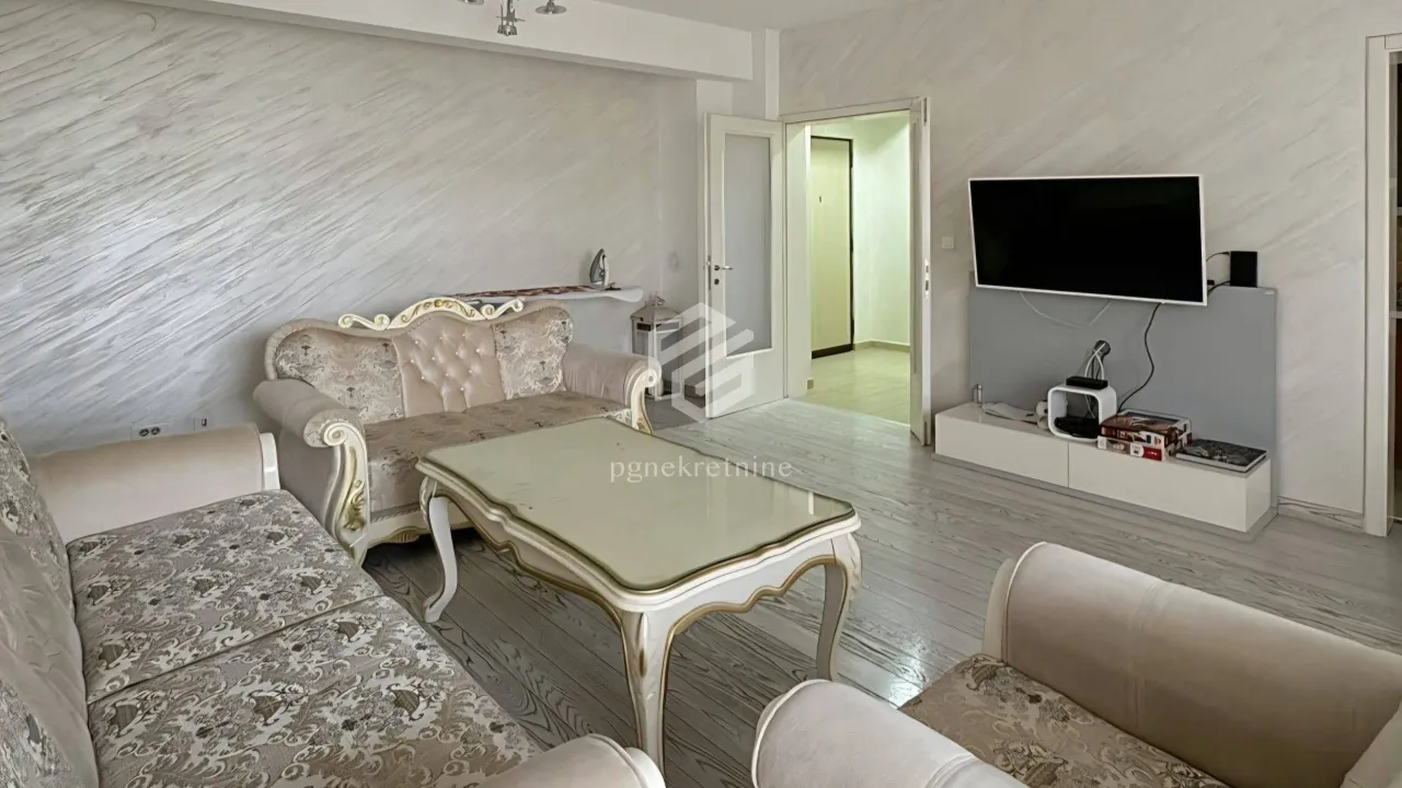 Izdavanje, trosoban stan, 95m², Preko Morače, Podgorica