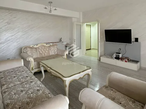 Izdavanje, trosoban stan, 95m², Preko Morače, Podgorica - image 1