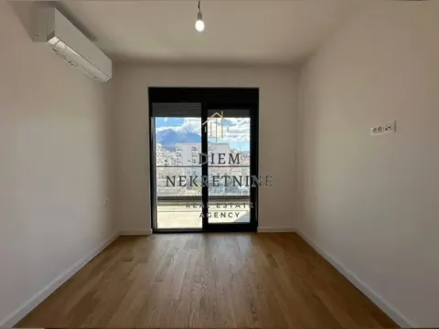 Sale, two bedroom apartment, 57m², Šušanj, Bar - image 5