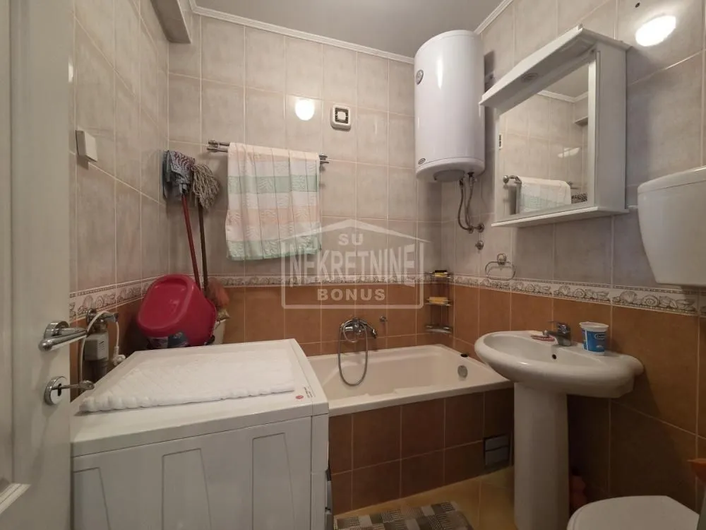 Prodaja, dvosoban stan, 52m², Prozivka, Subotica