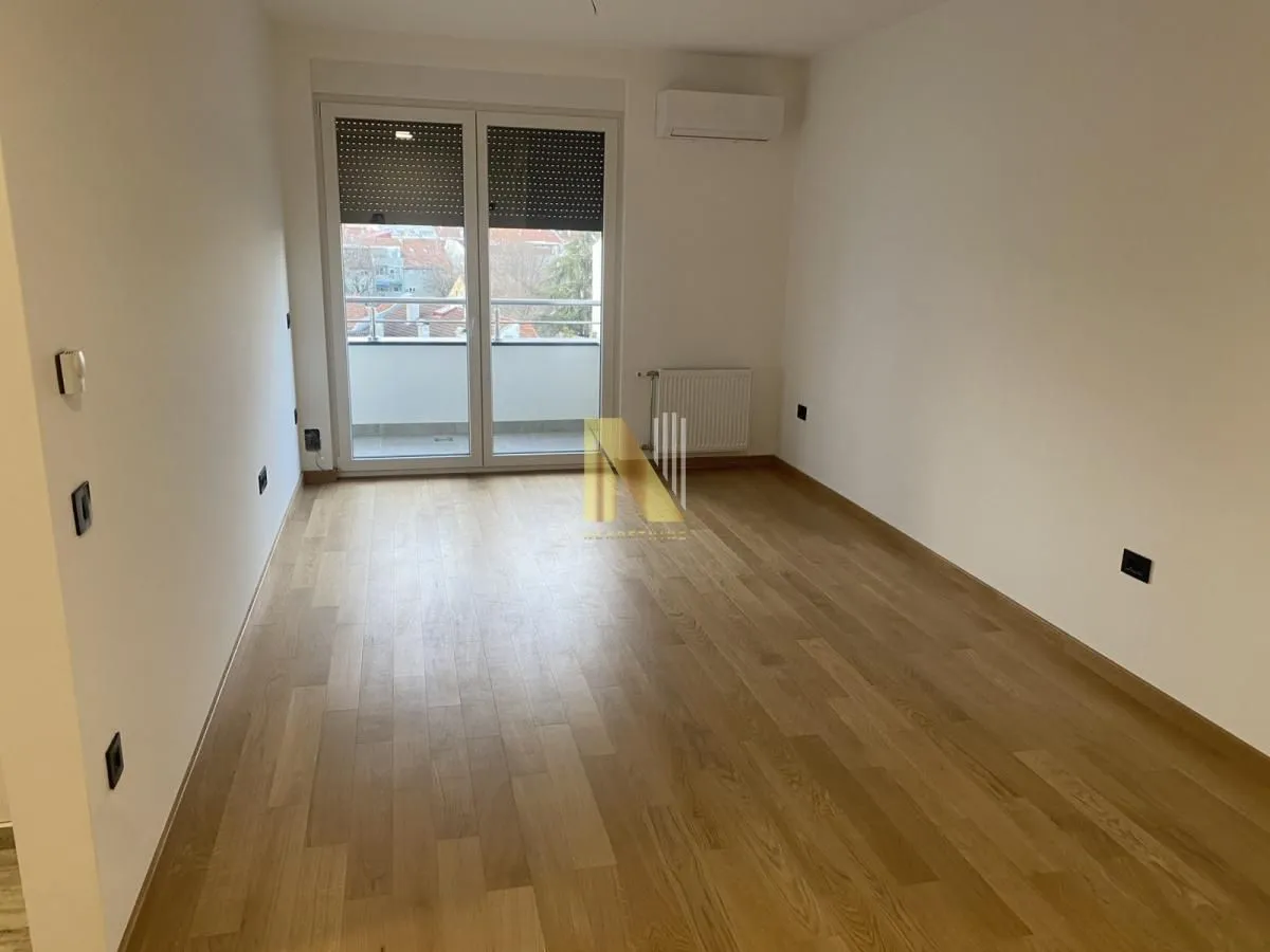 Izdavanje, dvosoban stan, 44m², Grbavica, Novi Sad Sve Podlokacije