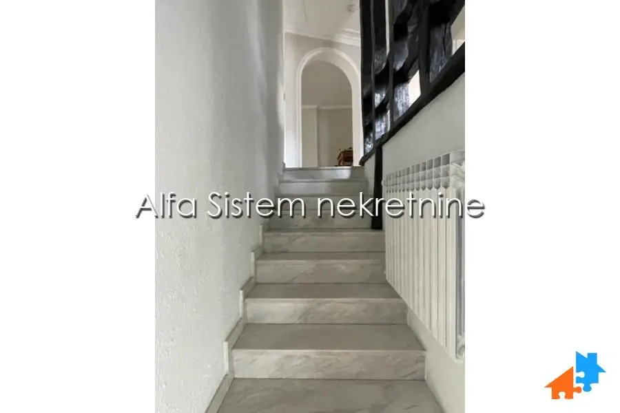 Rent, apartment, 250m², Neimar, Vračar Sve Podlokacije