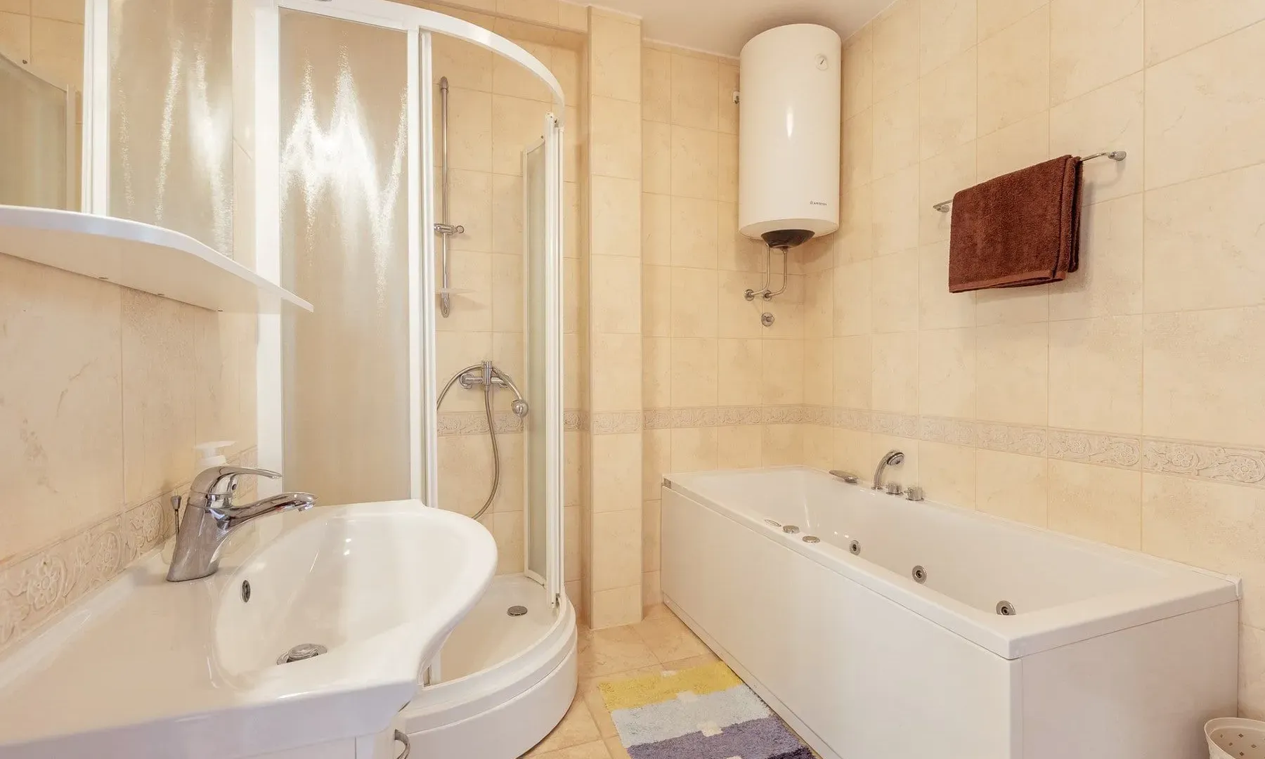 Prodaja, kuća, 291m², Lepetani, Tivat