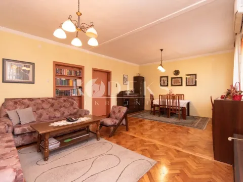 Prodaja, dvosoban stan, 122m², Centar, Podgorica - image 4