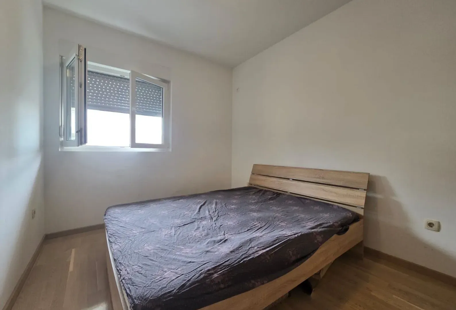 Izdavanje, jednosoban stan, 48m², City Kvart, Podgorica