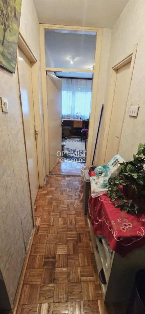 Sale, three bedroom apartment, 103m², Zvezdara Sve Podlokacije, Beograd