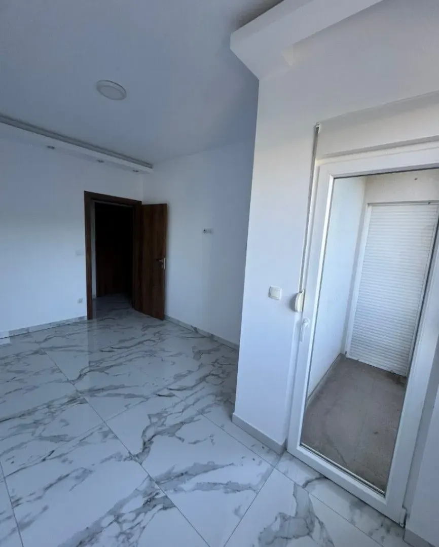 Prodaja, četvorosoban stan, 111m², Nova Pazova, Stara Pazova