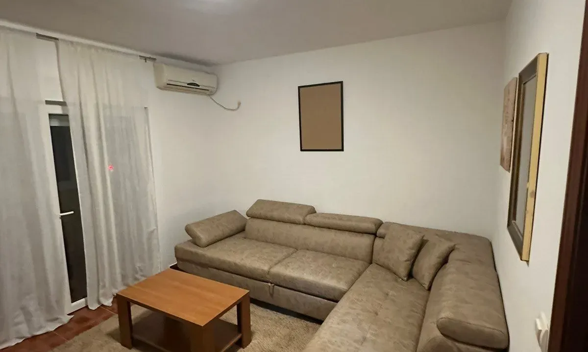 Rent, one bedroom apartment, 55m², Lazi, Budva