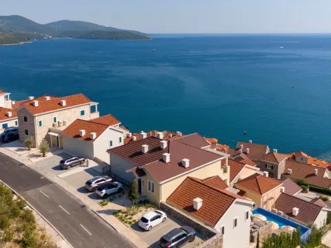 Prodaja, dvosoban stan, 104m², Luštica Bay, Tivat
