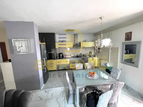 Prodaja, kuća, 350m², Surčin, Beograd - image 4