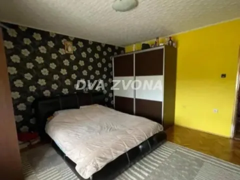 Prodaja, kuća, 420m², Farkaždin, Zrenjanin - image 6