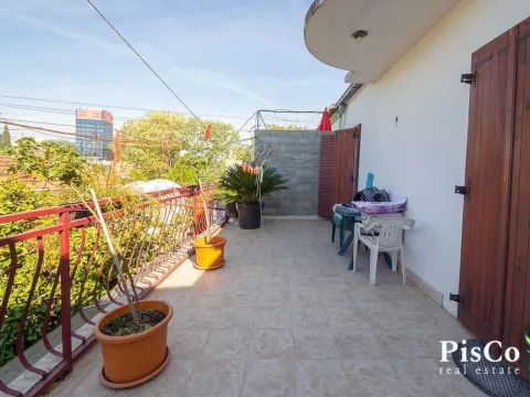 Sale, house, 400m², Stara Varoš, Podgorica - image 3
