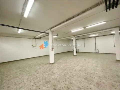Izdavanje, poslovni prostor, 350m², Kluz, Zvezdara Sve Podlokacije - image 4