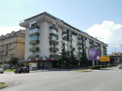 Rent, three bedroom apartment, 88m², Stari Aerodrom, Podgorica - image 20